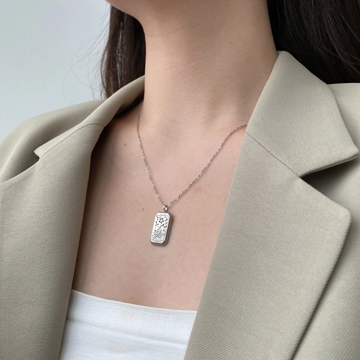 DY190160-S-W-NA icebella trends